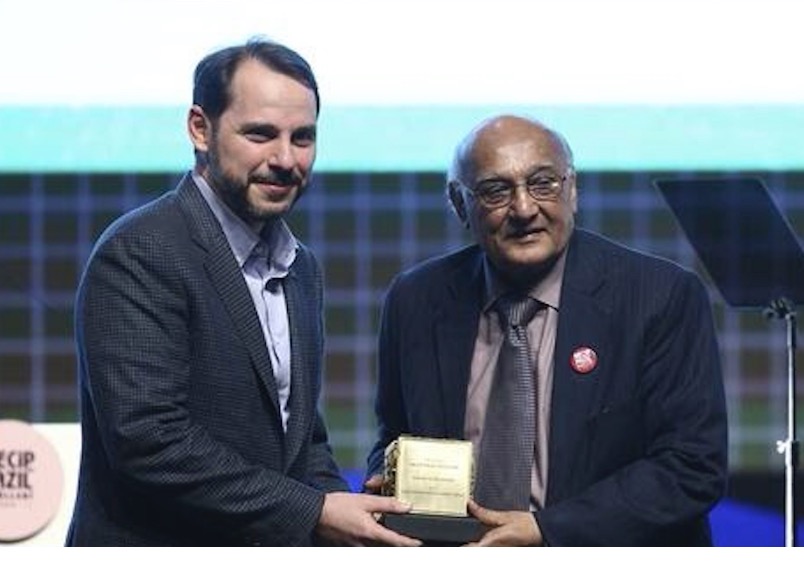 Noted Pakistani literary figure Amjad Islam Amjad receives Turkey’s prestigious Necip Fazil Award