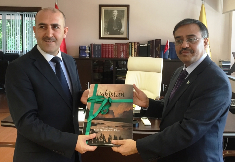 Promoting Closer Collaboration between the National Libraries of Pakistan and Turkey