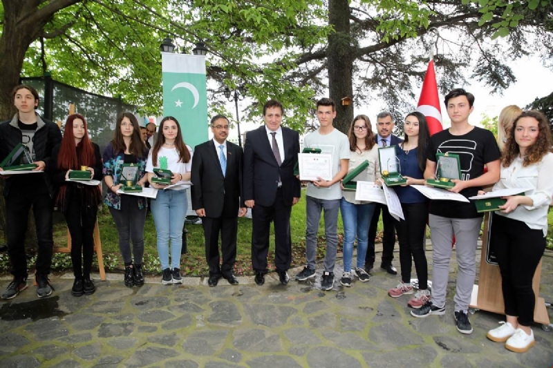 Chughtai Art Awards Ceremony held in Bursa