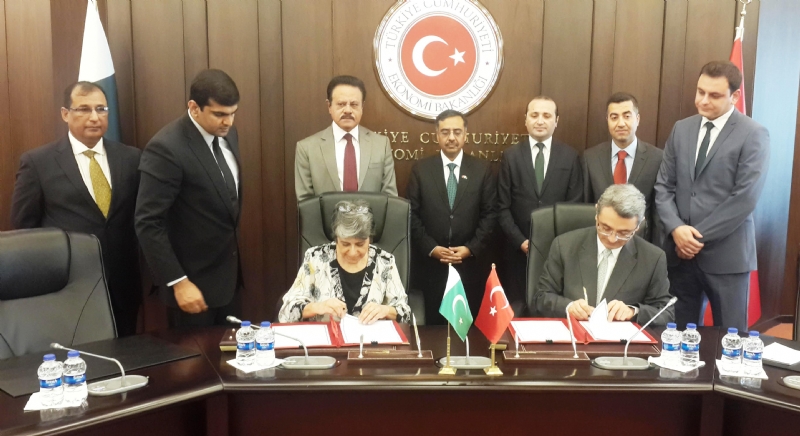 Pakistan and Turkey hold FTA talks in Ankara
