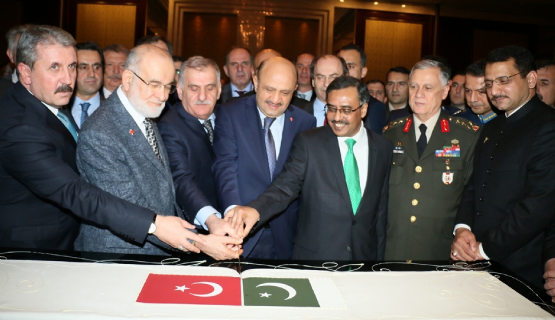Highly attended “Pakistan Day” reception held in Ankara