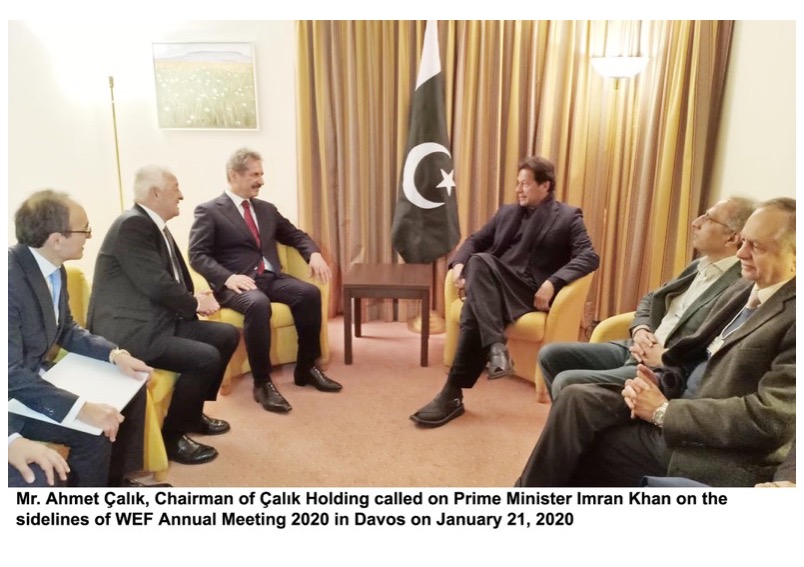 Turkish conglomerate head calls on Prime Minister of Pakistan on the sidelines of WEF 2020