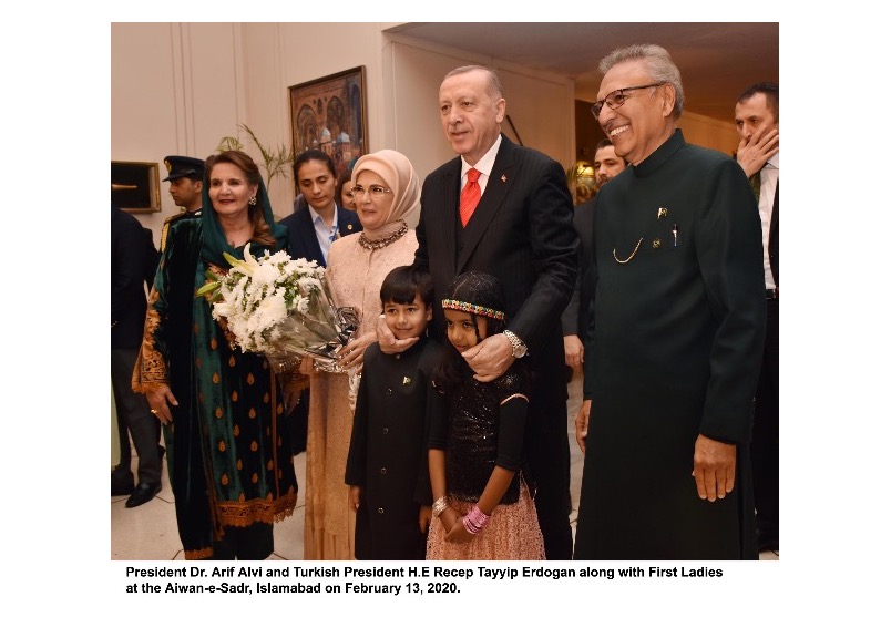President of Turkey Recep Tayyip Erdogan called President of Pakistan Dr. Arif Alvi on 24 May 2020 and extended best wishes of the government and people of Turkey for the people of Pakistan on the occasion of blessed Eid-ul-Fitr.