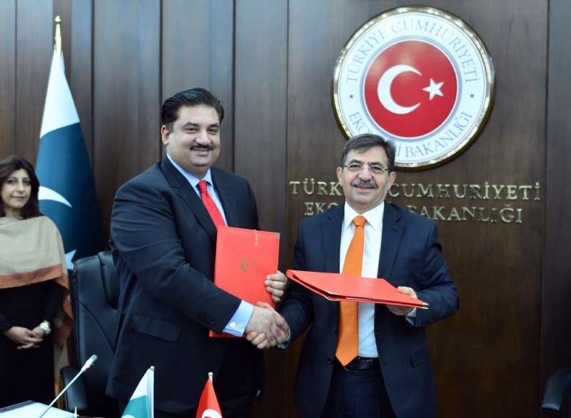 Turkey-Pakistan to take concrete steps to solidify commercial relations