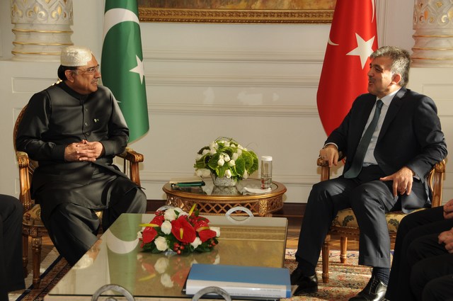 President of Pakistan telephone to President of Turkey over shooting down of Turkish Air Force aircraft by Syria